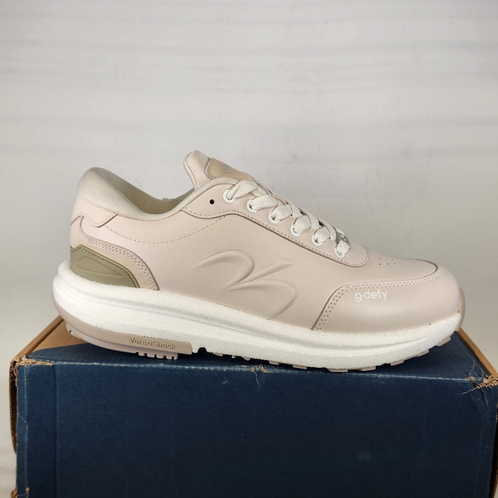 g-defy Starglide Sneakers Women Size 9.5 Beige VersoShock Walking Shoes
